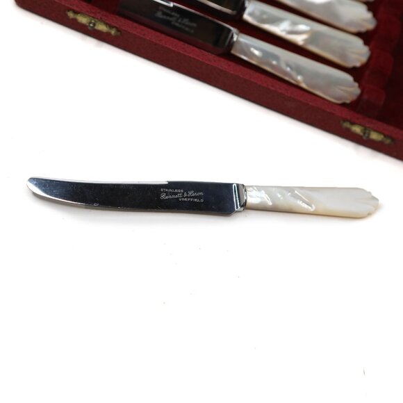 Vintage Bennett & Heron Sheffield Dessert Knives Set of 6 | Mother of Pearl Hand - Picture 5 of 12